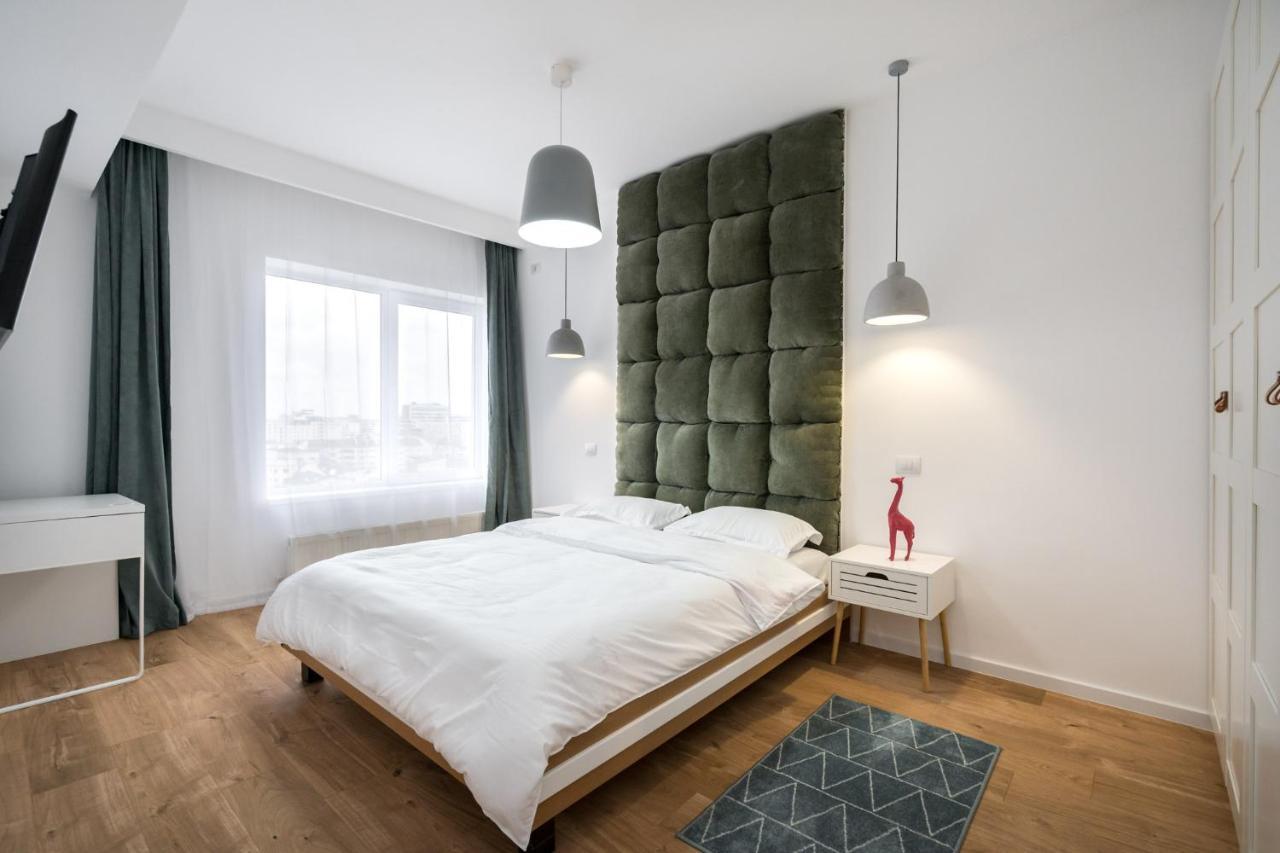 Jungle Escape - Luxe 1-Br Haven In Bucharest Apartment Bagian luar foto