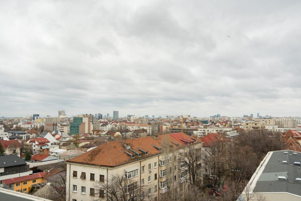 Jungle Escape - Luxe 1-Br Haven In Bucharest Apartment Bagian luar foto
