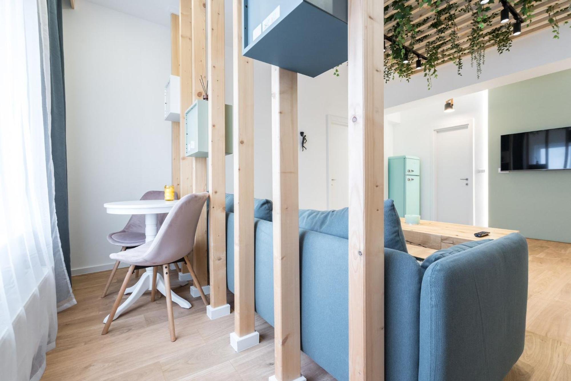 Jungle Escape - Luxe 1-Br Haven In Bucharest Apartment Bagian luar foto